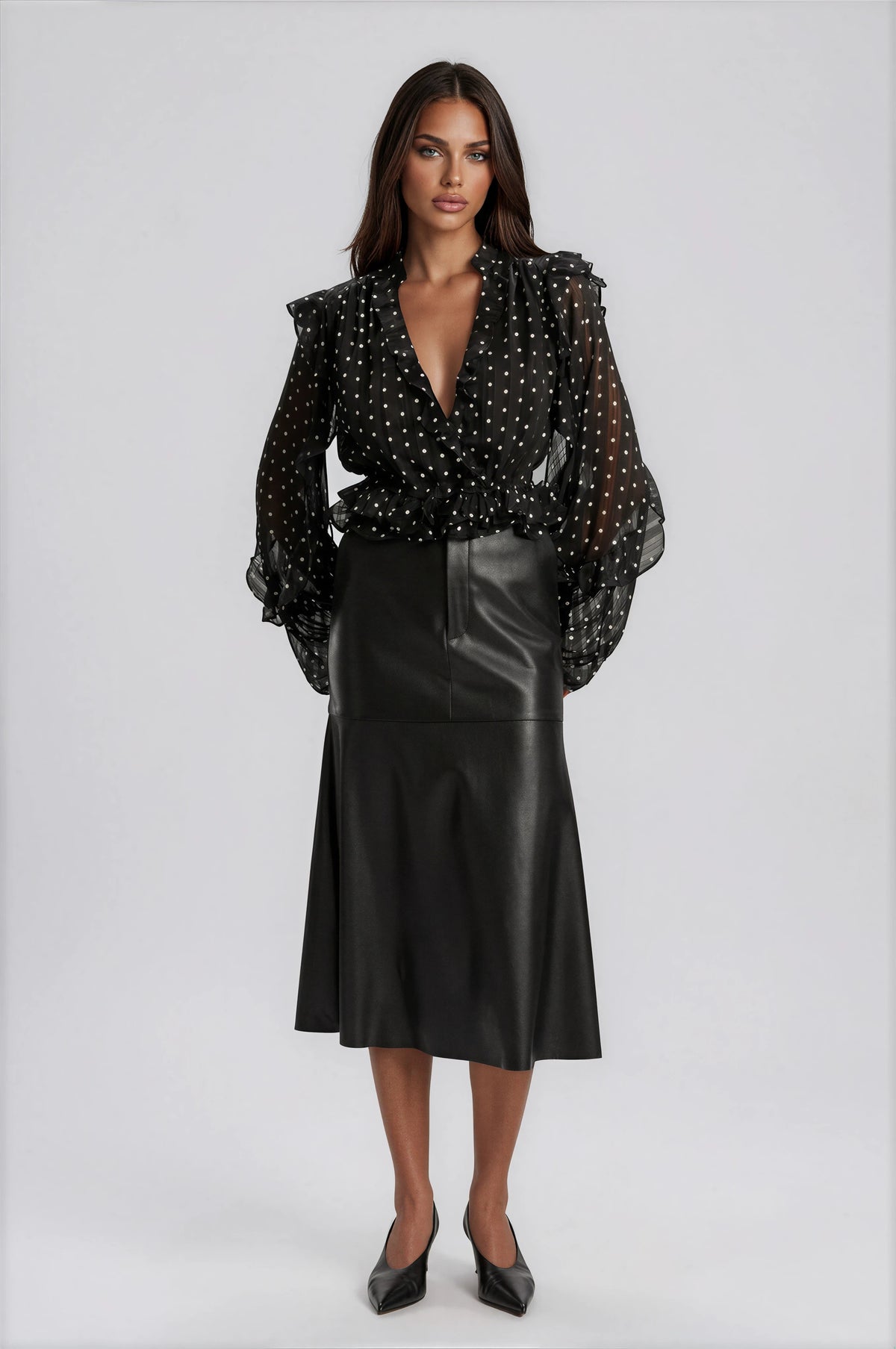 Kindra Vegan Leather Skirt – Black (Final Sale) Kindra Vegan Leather Skirt – Black (Final Sale)