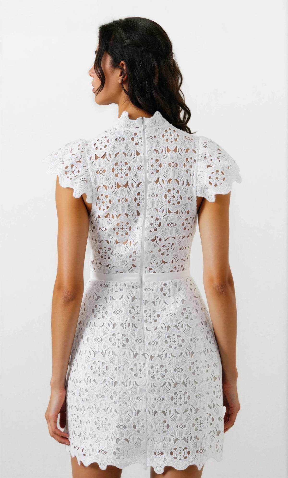 Rowen Hourglass Lace Dress – Orchid White (Final Sale) Rowen Hourglass Lace Dress – Orchid White (Final Sale)