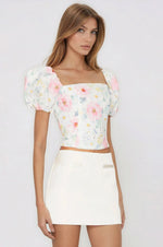 Sheyla Floral Printed Top – Summer White (Final Sale) Sheyla Floral Printed Top – Summer White (Final Sale)