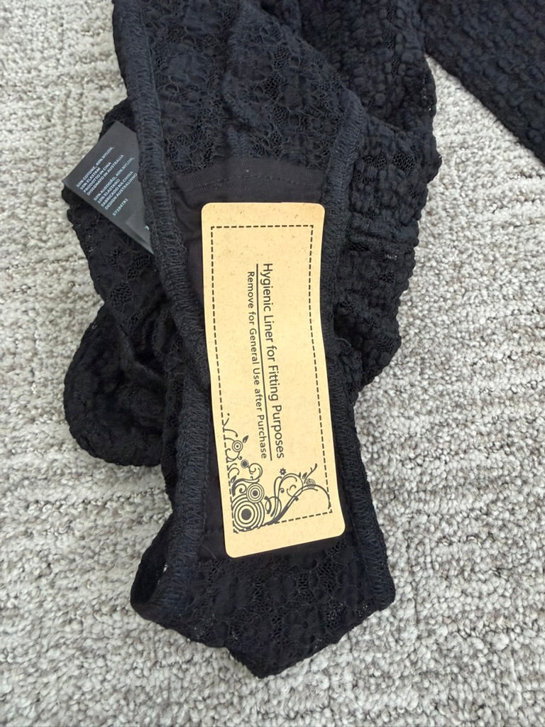 Vezza Floral Mesh Bodysuit – Black (Final Sale)
