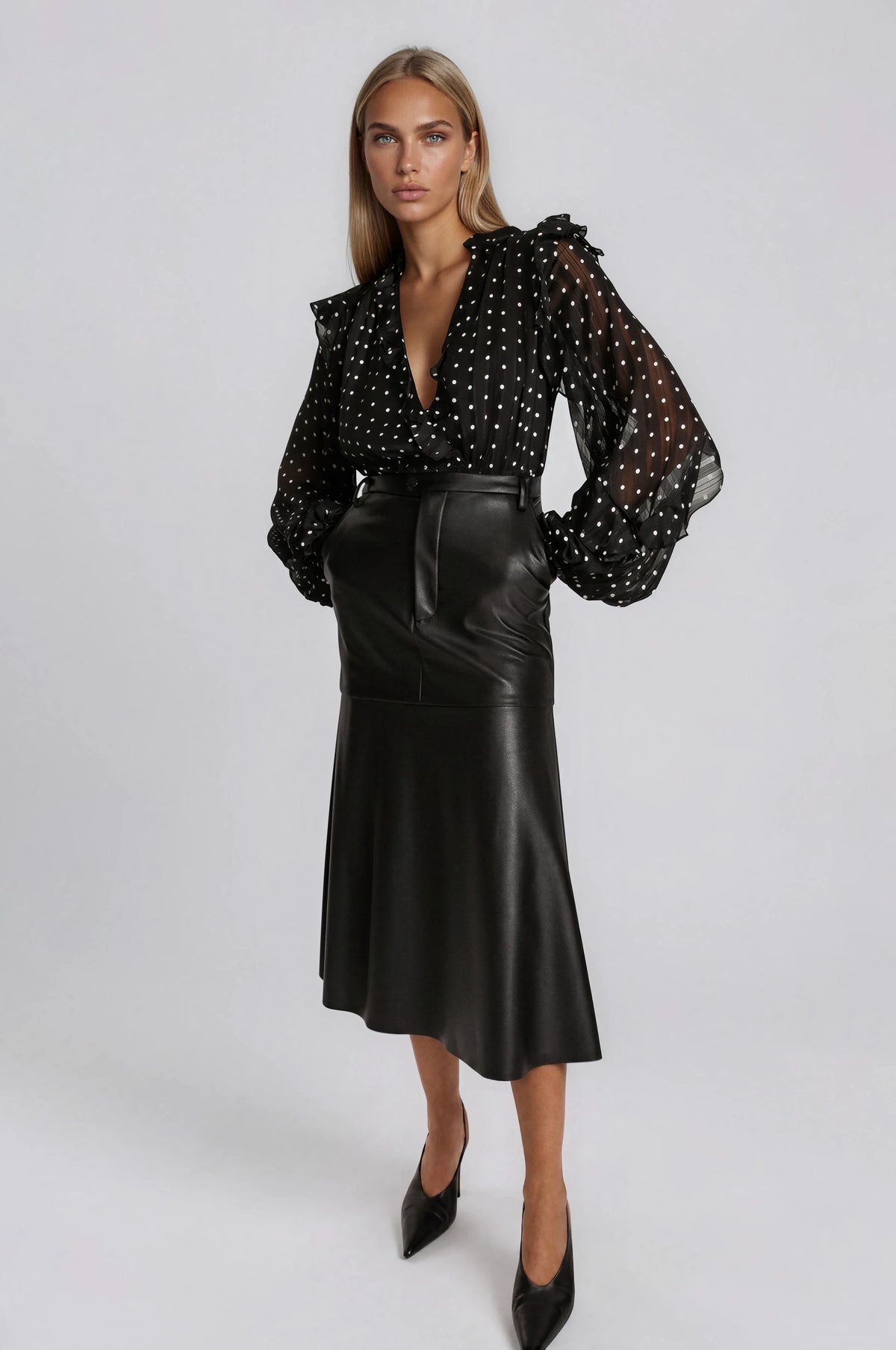 Kindra Vegan Leather Skirt – Black (Final Sale)