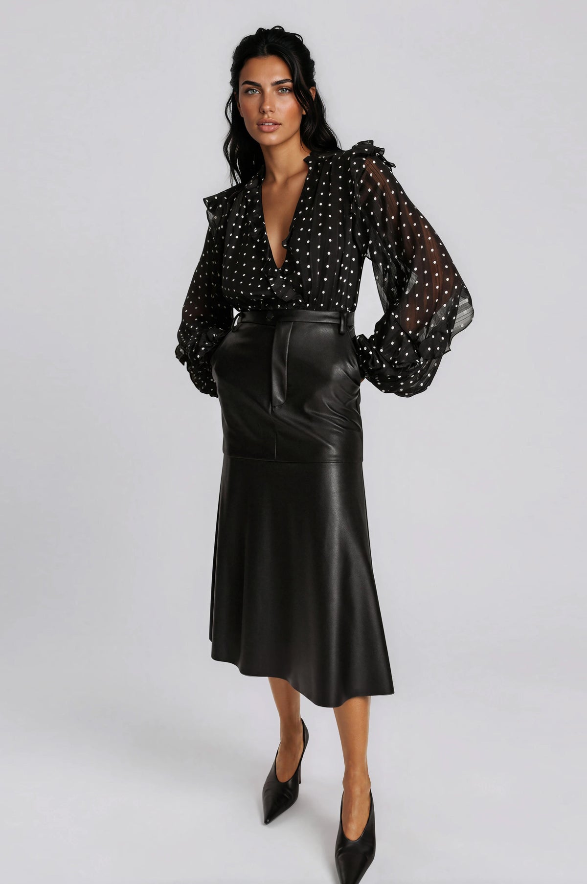 Kindra Vegan Leather Skirt – Black (Final Sale)