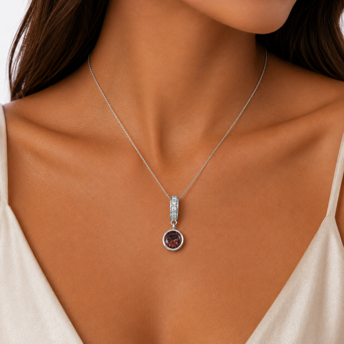Belle Étoile Annabelle Pendant