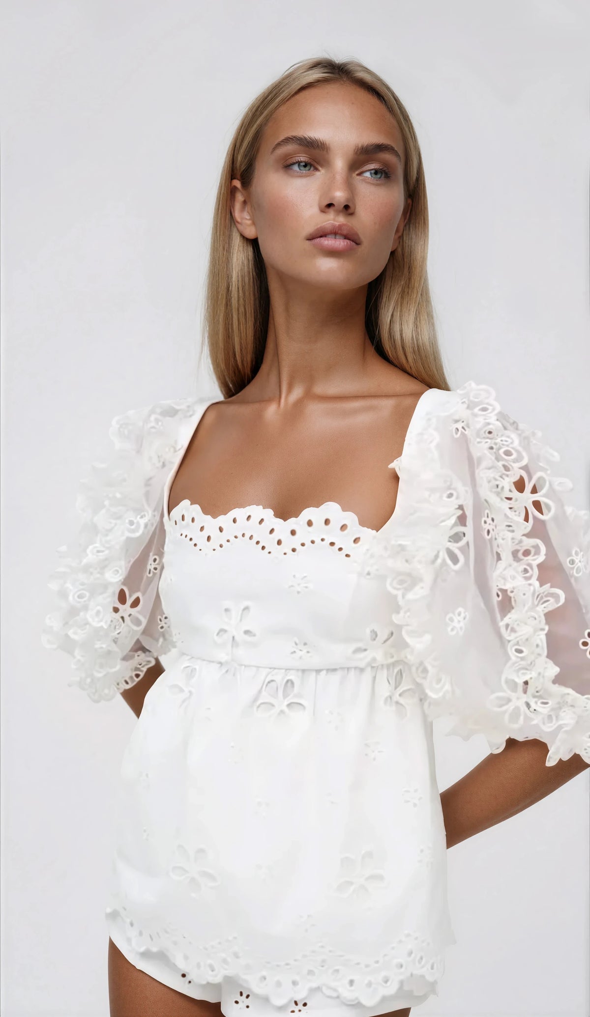 Daisy Eyelet Top - White